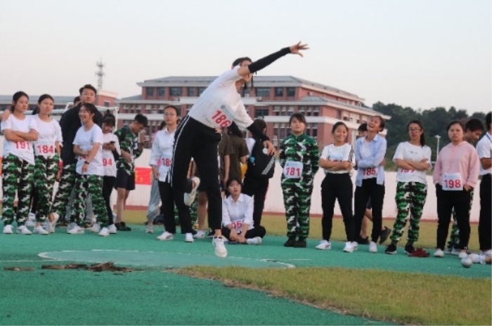 bee9b578054f113d27ebe34f593f3829.jpg 788_副本.jpg