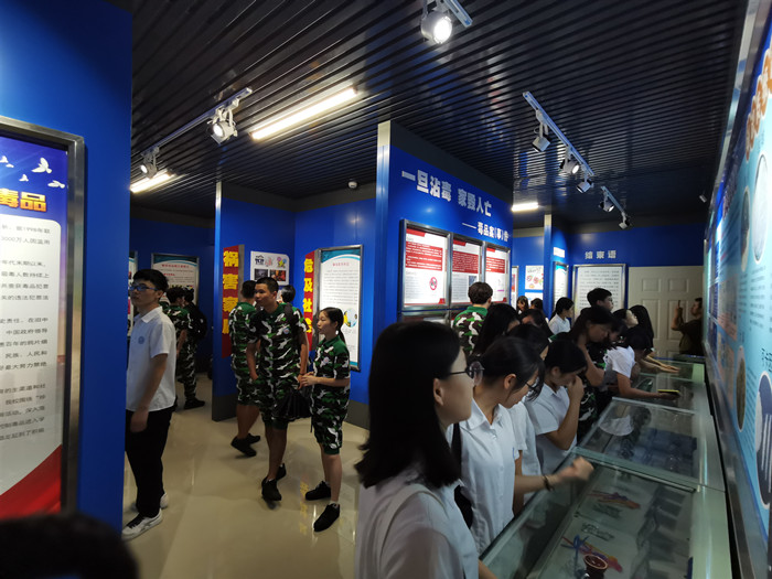 f3bbb36ee64530d7e21d9871396e8e1_副本.jpg