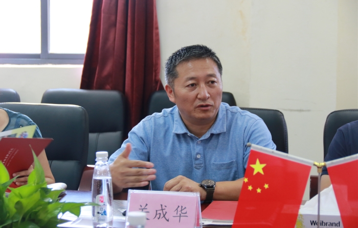 微信图片_20181011175549_副本.jpg
