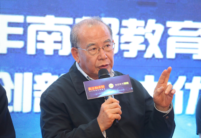 吴颖民_副本.jpg