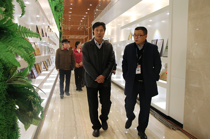 微信图片_20190114230434_副本.jpg