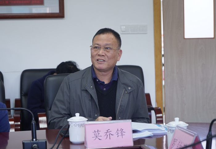 DSC08171-2.jpg