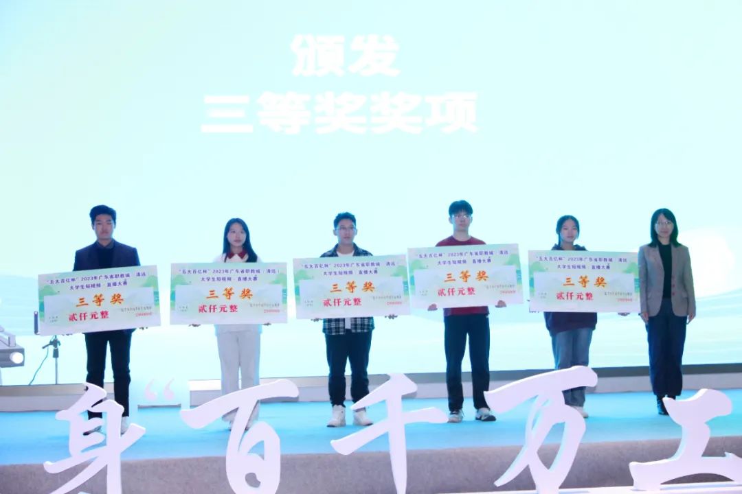 0c2a8a847287170cef5049cb9e1ca0ed.jpg