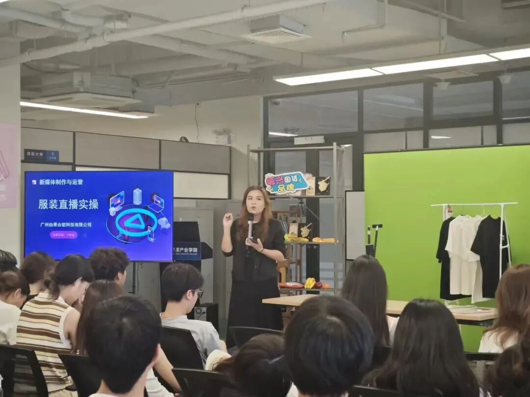 5c38f338c77e1f4529c70c8448f9f084