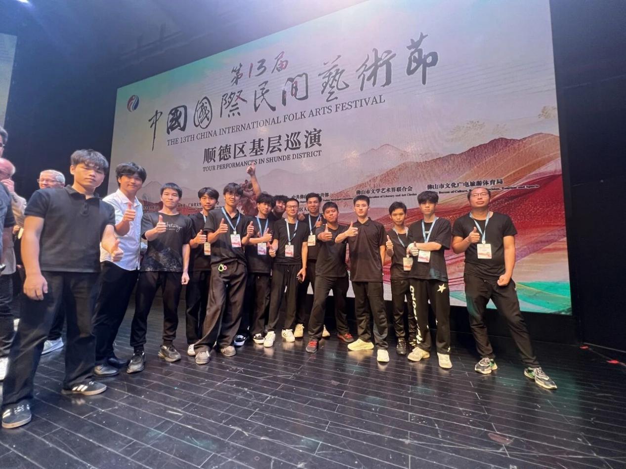 48c0a7f53540360074c76d04b3f7b86c