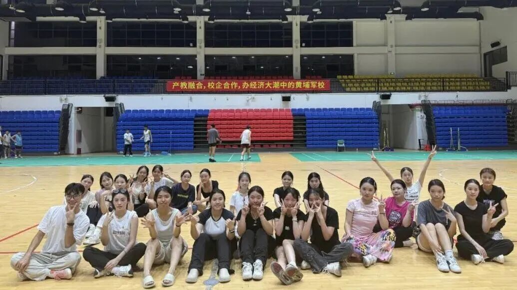 acdfbc819f9d4cfbda6b373f6f5c8674