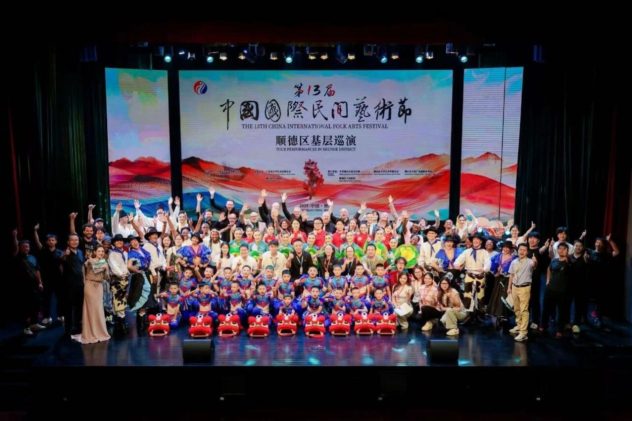 92fe095d3a5761fb9641c7ff0c6184bc