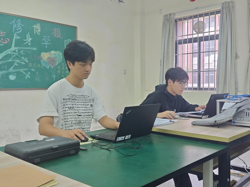 14a1bc4a9e15319d6dbd42ff9efc241e